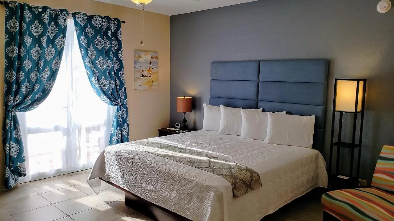 Hotel Combate Beach Resort Cabo Rojo