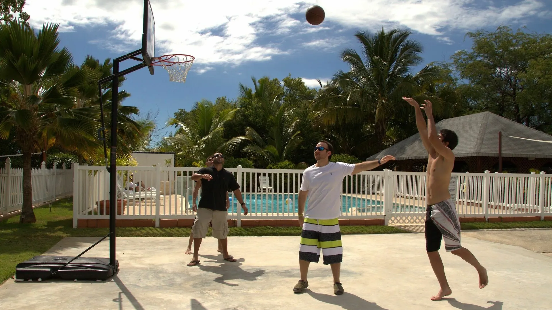 Combate Beach Resort Cabo Rojo